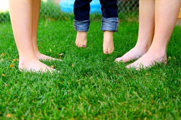 The Health Benefits of Earthing - Are You Connected?