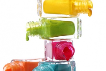 Is Your Nail Polish Toxic? - Holistic Squid